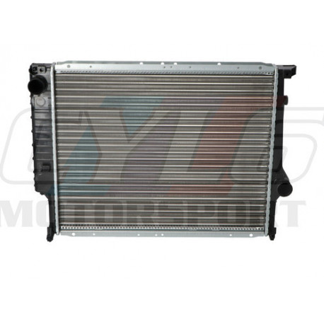 17112241912 Radiateur de refroidissement d'eau NRF avec option S823A 17112242313 17111709456 17111719260 17112241910